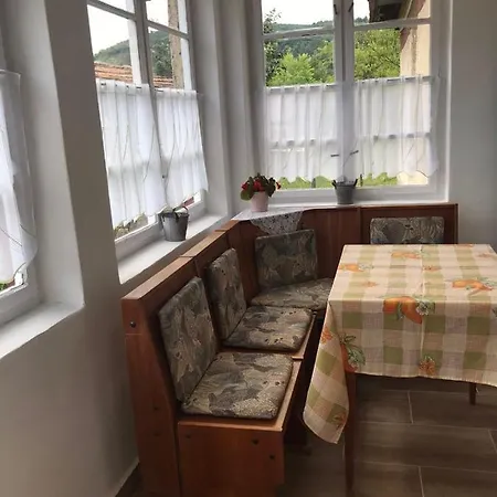 Апартаменты Kiss Uppony