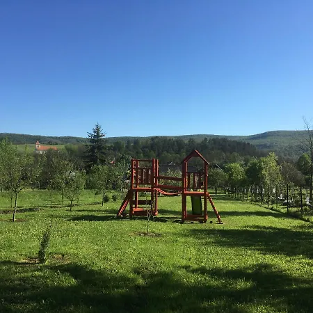 Апартаменты Kiss Uppony